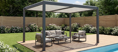 Laisvai pastatoma bioklimatinė pergola